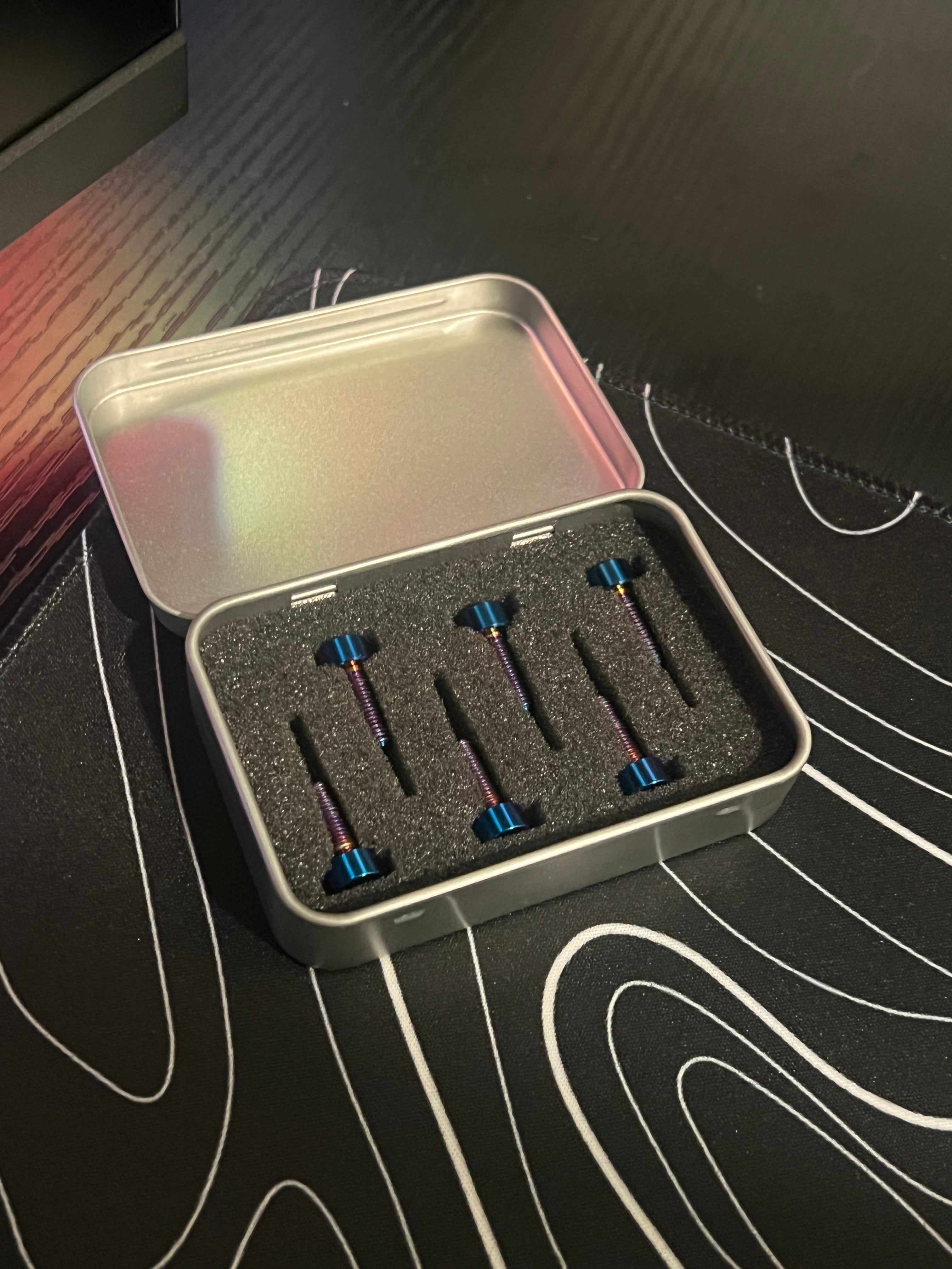 Macfox Titanium Frame Bolts